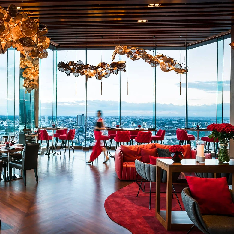 AVANI RIVERSIDE HOTEL - ATTITUDE SKY BAR & LOUNGE