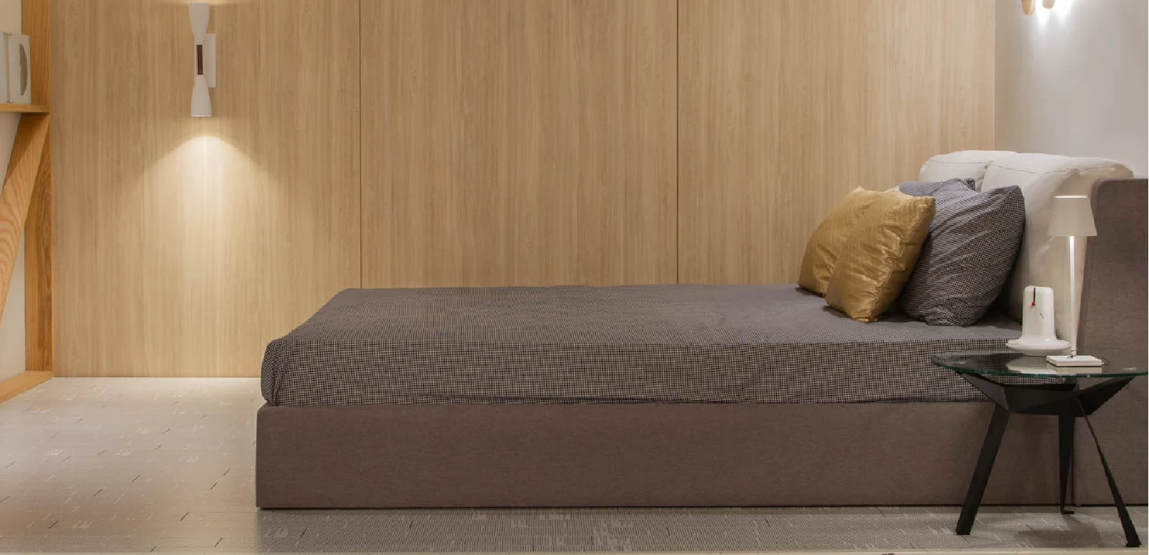 Lamptitide at Ekamai