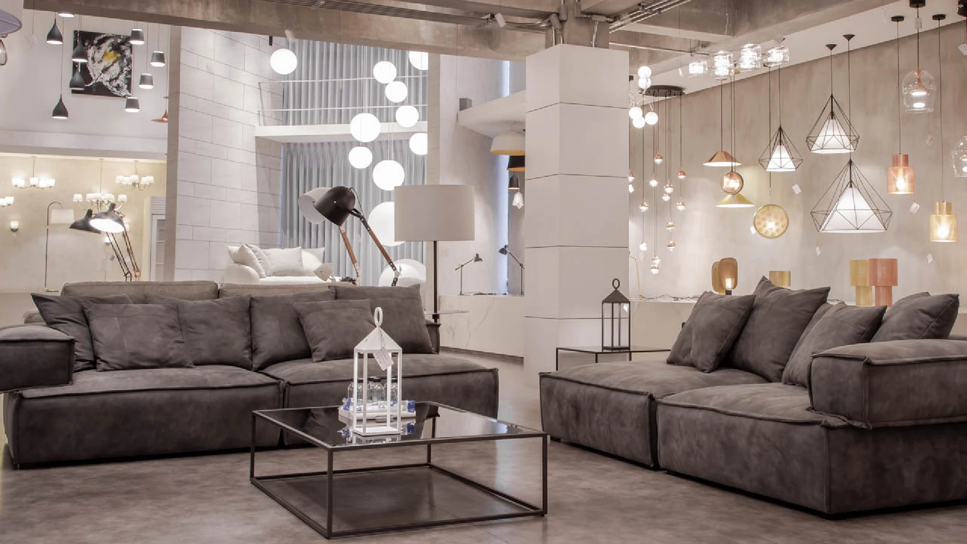 Lamptitide at Ekamai