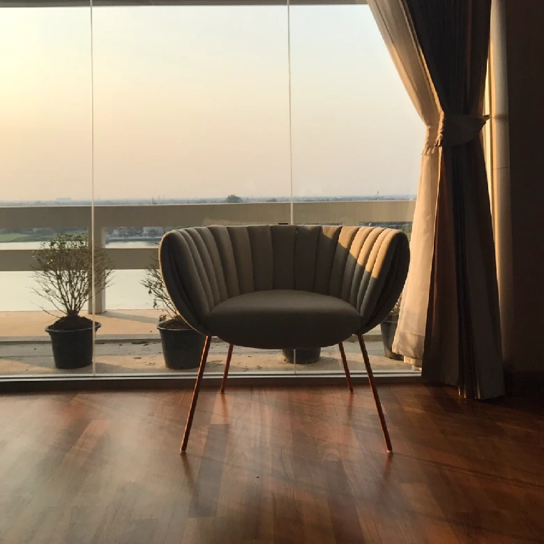 MOBELLA WORKSPACE